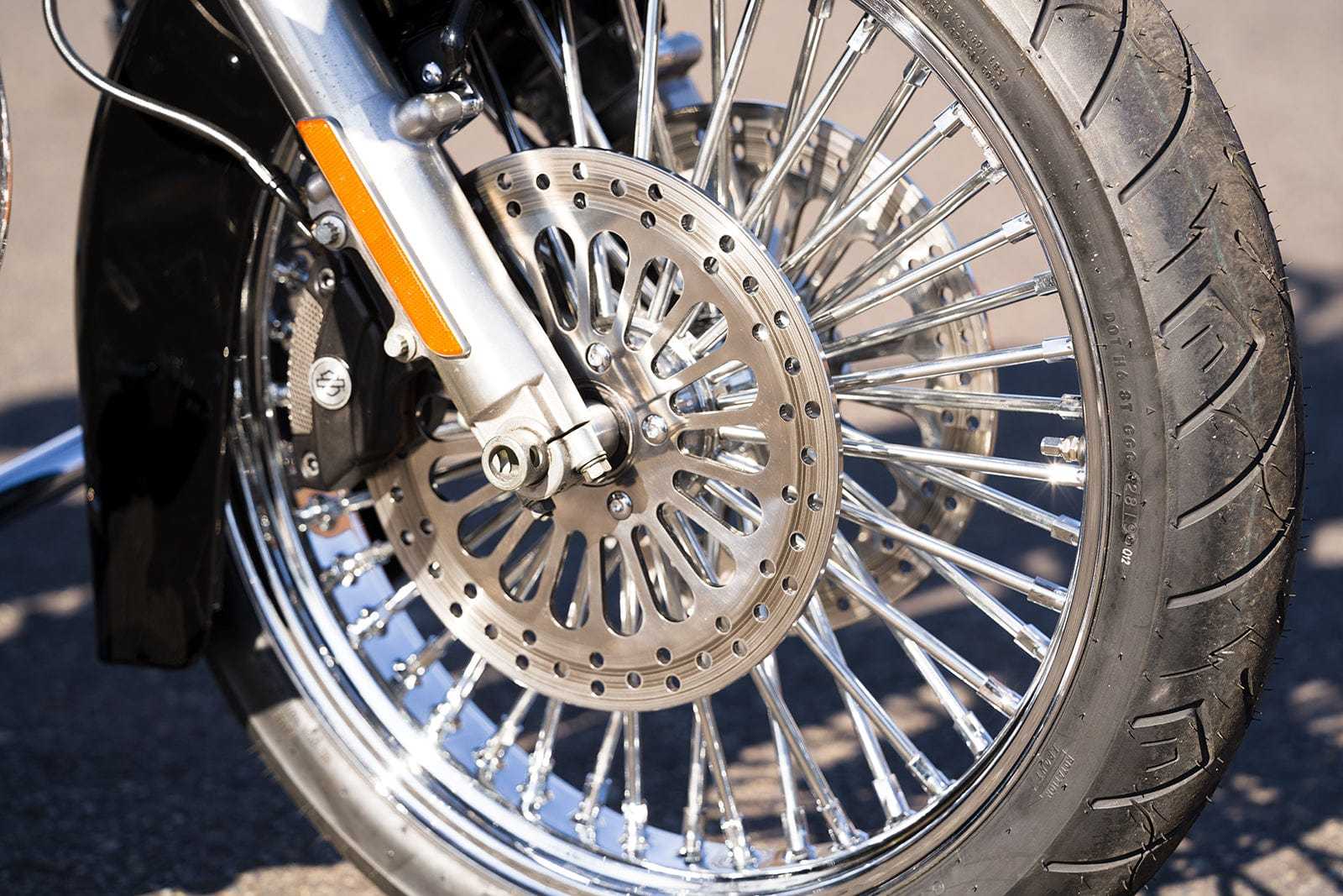 American Classic Motors, Chrome 21 3.5 46 Fat King Spoke Front Wheel Rim Harley Touring 2008+ Dual ABS