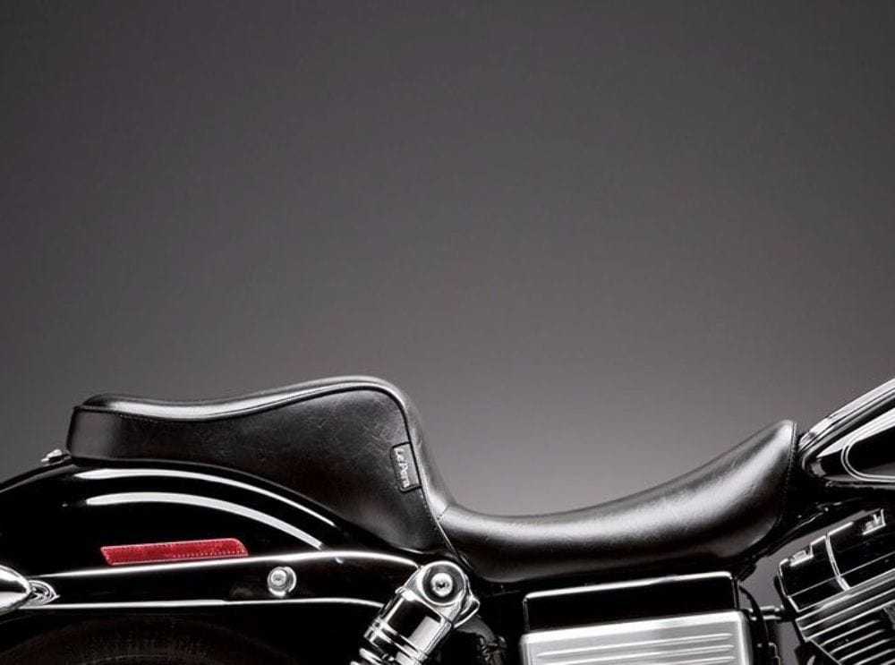 Le Pera, Le Pera Lepera Cherokee Smooth Seat Retro King Queen 2 Up Harley Dyna 2006-2017