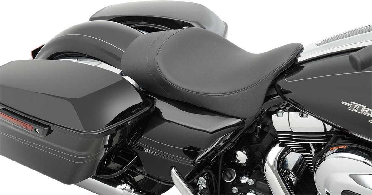 Drag Specialties, Low Profile Leather Reduce Reach Smooth Solo Seat 97-2007 Harley Touring Dresser