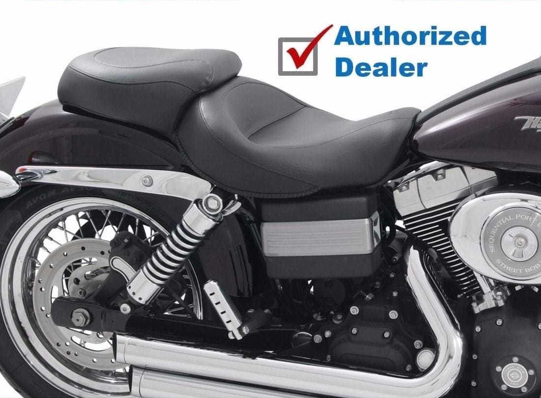 Mustang, Mustang Wide Touring One-Piece Seat No Studs Conchos 2006-2017 Harley Dyna 75535