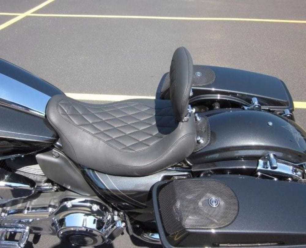 Mustang, Mustang Wide Tripper Diamond Pattern Solo Seat Driver Backrest Harley Touring