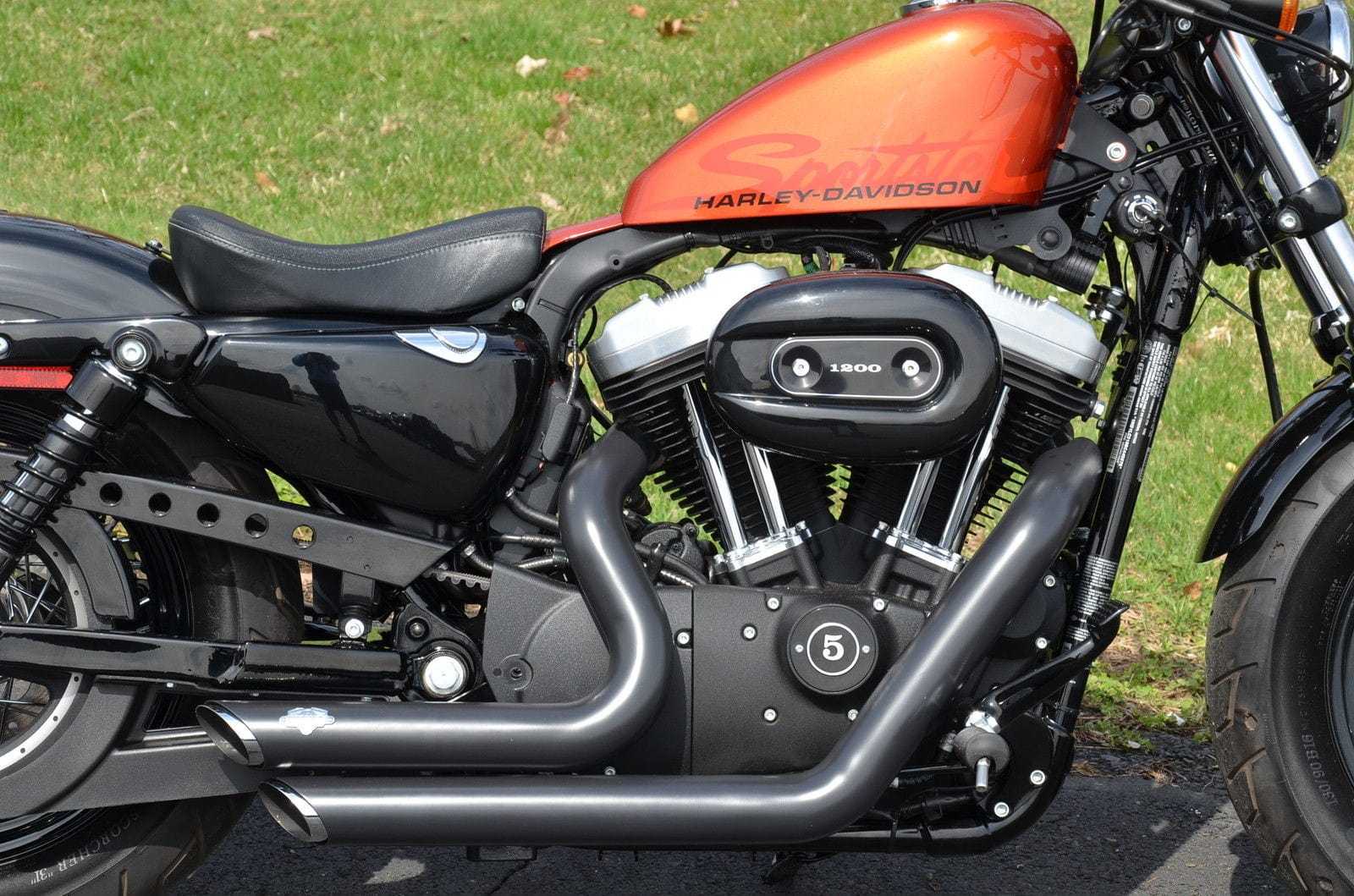 Vance & Hines, Vance & Hines Black Staggered Shortshots Exhaust Pipes Harley Sportster XL 04-13